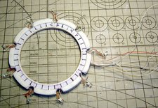 Juin '08 - Stargate Atlantis Porte des étoiles de la galaxie Pégase 1/72 par Makoto