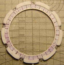 Juin '08 - Stargate Atlantis Porte des étoiles de la galaxie Pégase 1/72 par Makoto