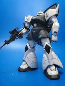 Juillet '08 - MS-14B Gelgoog Shin Matsunaga custom 1/100 par Nabeshin