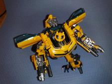 Transformers the movie 2 : Bumblebee deluxe "Human Alliance" Transformers the movie 2 : Bumblebee deluxe "Human Alliance"