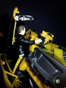 Transformers the movie 2 : Bumblebee deluxe "Human Alliance" Transformers the movie 2 : Bumblebee deluxe "Human Alliance"