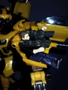 Transformers the movie 2 : Bumblebee deluxe "Human Alliance" Transformers the movie 2 : Bumblebee deluxe "Human Alliance"