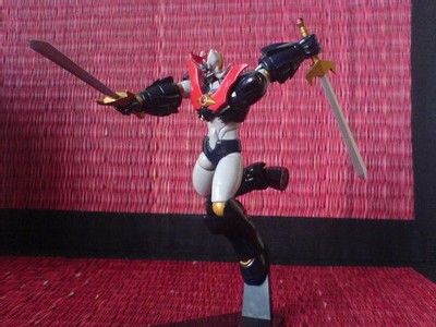 Revoltech n°16 Mazinkaizer Revoltech n°16 Mazinkaizer