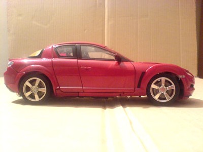 la belle plastique de la RX-8. la belle plastique de la RX-8.