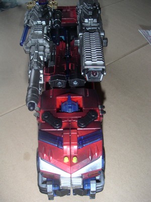 GALAXY CONVOY Optimus Prime ( custom paint) GALAXY CONVOY Optimus Prime ( custom paint)
