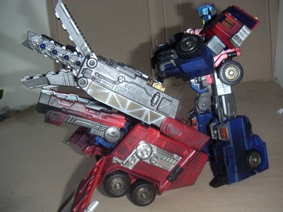 GALAXY CONVOY Optimus Prime ( custom paint) GALAXY CONVOY Optimus Prime ( custom paint)