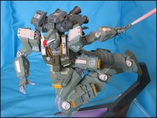 Novembre '07 - FA-78-1 Full Armor Gundam Light Mode par Nico