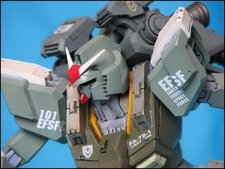 Novembre '07 - FA-78-1 Full Armor Gundam Light Mode par Nico