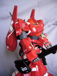 Mai '08 - MG Rick Dias custom 1/100 par Nino_One78