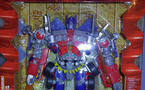 Transformers the movie 2 : Optimus prime class leader.