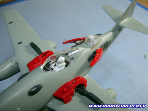 Gros plan sur la partie centrale Gros plan sur la partie centrale