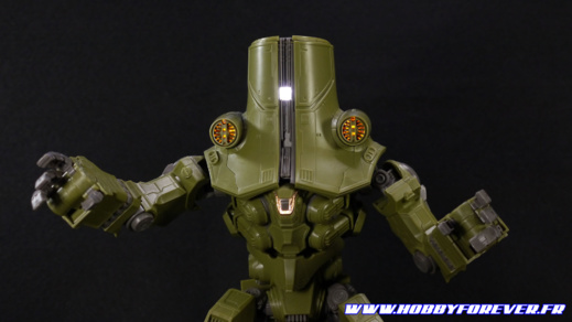 Review - PLAMAX Cherno Alpha 1/350