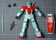 Le GM avec les bourrelets de jointure pas encore poncés Le GM avec les bourrelets de jointure pas encore poncés