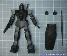 le GM sous-couché en noir à la bombe Citadel le GM sous-couché en noir à la bombe Citadel