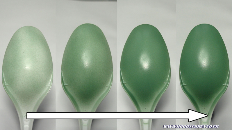 La bonne technique : plusieurs voiles légers successifs que l'on sèche entre chaque étape en soufflant de l'air à l'aérographe. La bonne technique : plusieurs voiles légers successifs que l'on sèche entre chaque étape en soufflant de l'air à l'aérographe.