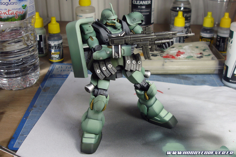 Tutoriel - La peinture acrylique Ammo by MIG Jimenez testée sur le HGUC Geara Zulu