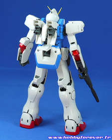 Le Victory Gundam de dos