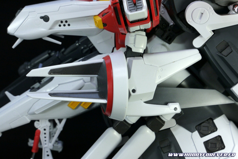 Review - MG Plan303E Deep Striker de Bandai