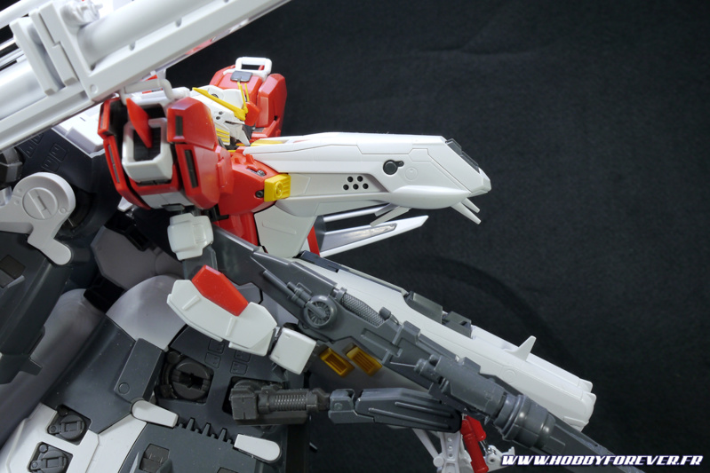 Review - MG Plan303E Deep Striker de Bandai