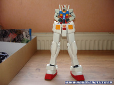 RX-78 Gundam Mega Size - le montage