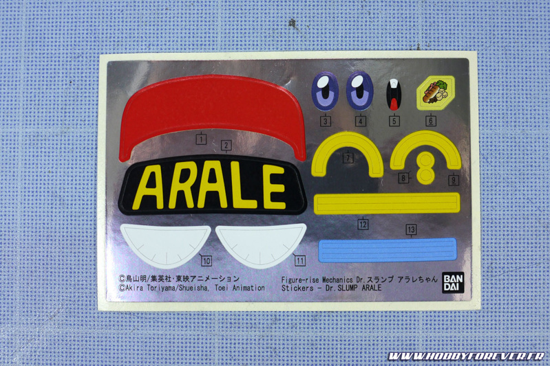 Le kit vient avec une classique planche d'autocollants Le kit vient avec une classique planche d'autocollants