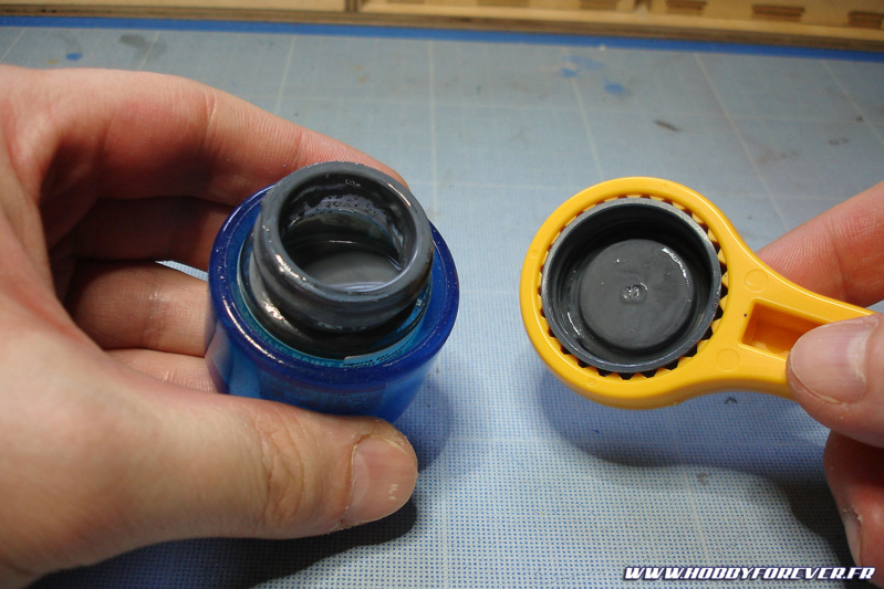 Efficace même avec les pots les plus récalcitrants ! Efficace même avec les pots les plus récalcitrants !