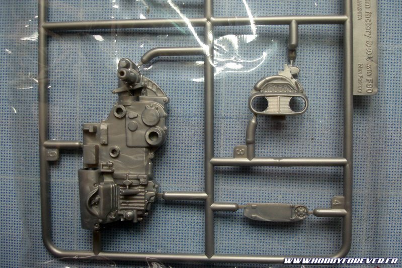 Le souci du détail sur le F90 est vraiment remarquable Le souci du détail sur le F90 est vraiment remarquable
