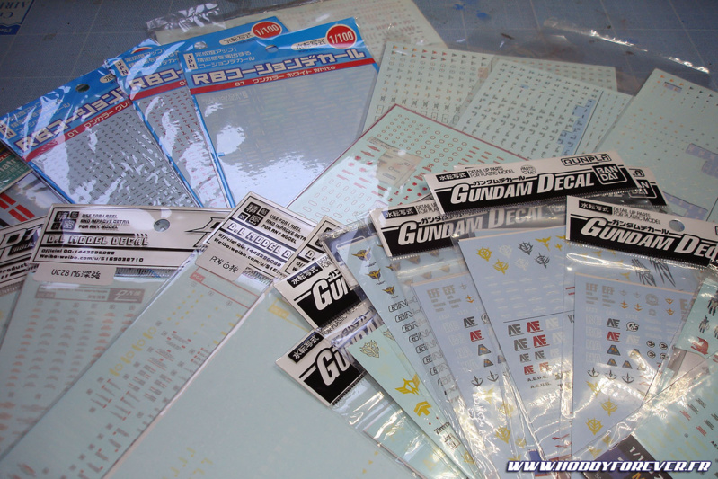 Les décalcomanies à l'eau Les décalcomanies à l'eau