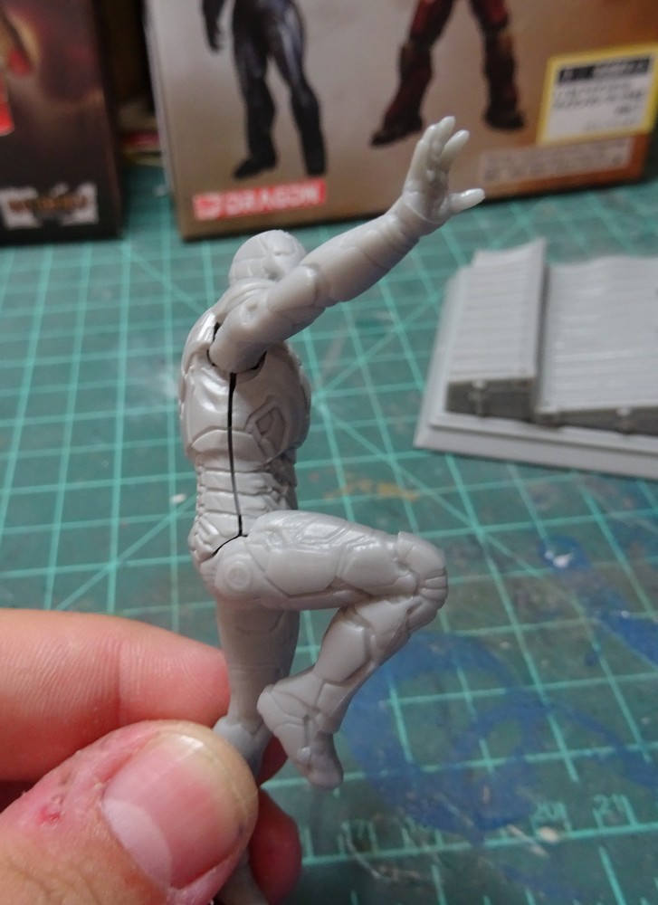 Review - Iron Man Model Kit par Dragon Models  Review - Iron Man Model Kit par Dragon Models