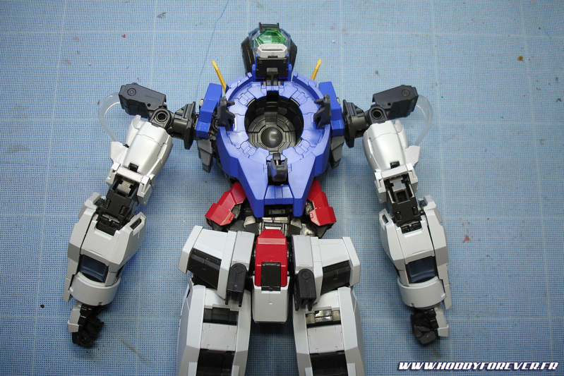 Montage - Perfect Grade Gundam Exia 1/60 Montage - Perfect Grade Gundam Exia 1/60