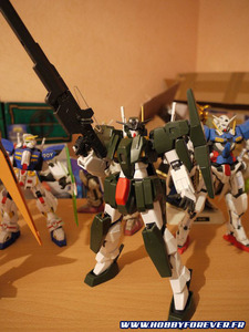 Cherudim Gundam Desert OP 1/100 - 1ère partie Cherudim Gundam Desert OP 1/100 - 1ère partie