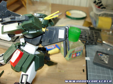 Cherudim Gundam Desert OP 1/100 - 1ère partie Cherudim Gundam Desert OP 1/100 - 1ère partie