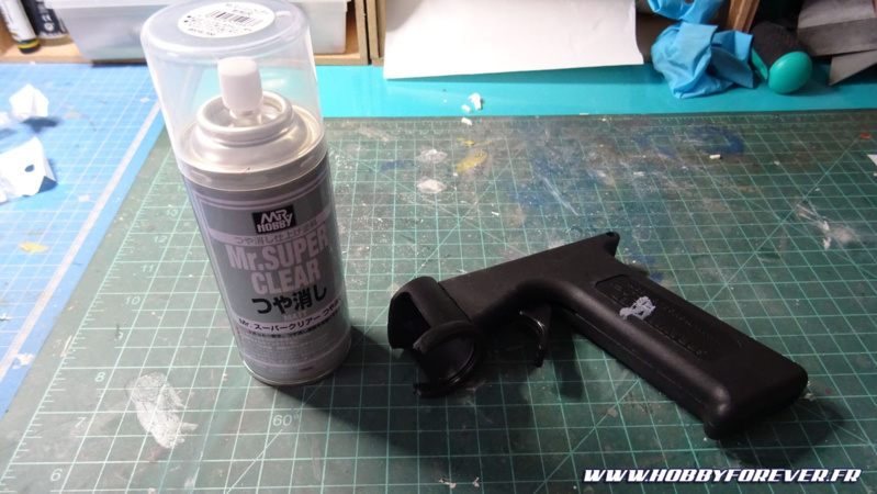 Review - Poignée pistolet à peinture pour bombes de peinture Review - Poignée pistolet à peinture pour bombes de peinture