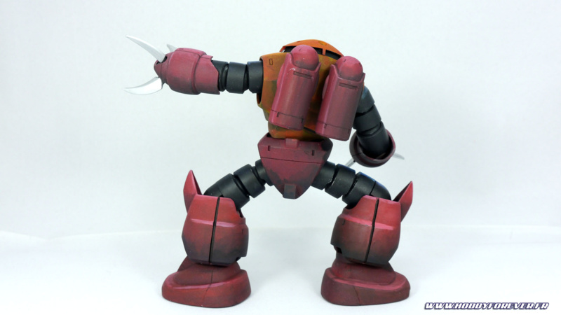 HGUC Char's Z'gok dans un style "illustration"