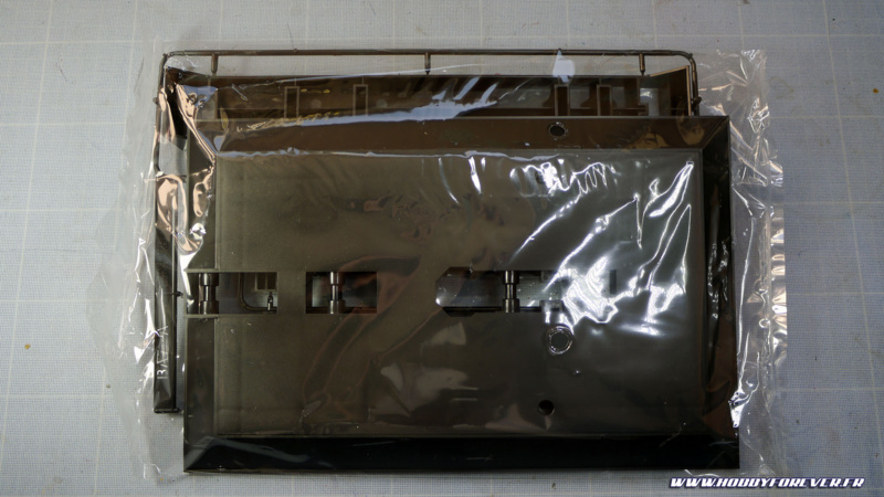 Unboxing - PG Millennium Falcon 1/72 Bandai / Revell Unboxing - PG Millennium Falcon 1/72 Bandai / Revell