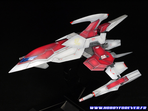 Vue de 3/4 avant Vue de 3/4 avant