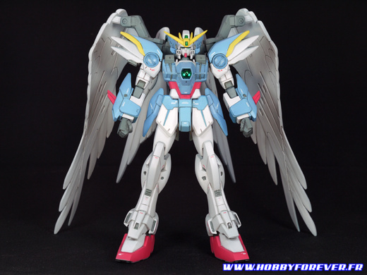 HG Wing Gundam Zero Custom 1/144 HG Wing Gundam Zero Custom 1/144