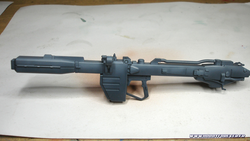 Le bazooka avec un petit effet de lumière zénithale Le bazooka avec un petit effet de lumière zénithale