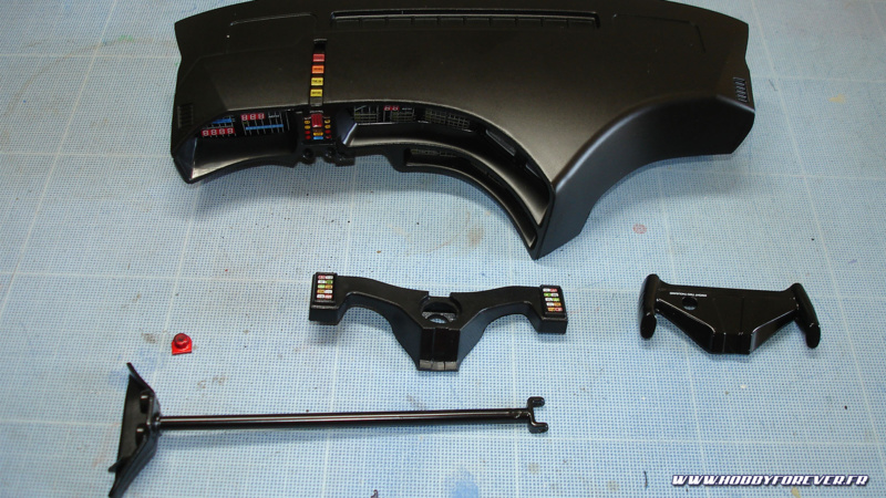 Découverte des fascicules 1 à 5 de KITT, la voiture de K2000, au 1/8 par Altaya Découverte des fascicules 1 à 5 de KITT, la voiture de K2000, au 1/8 par Altaya