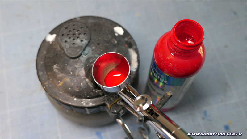 Les peintures solvantées pour aérographe Graphic et Sparkle de StardustColors Les peintures solvantées pour aérographe Graphic et Sparkle de StardustColors