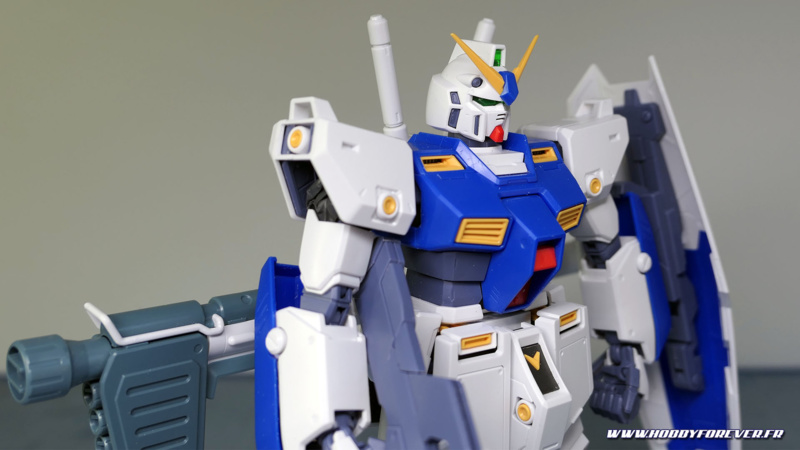 La gaine des épaules reprend le système de film plastique à froisser, déjà utilisé pour l'Ingram 1/48 Next Generation La gaine des épaules reprend le système de film plastique à froisser, déjà utilisé pour l'Ingram 1/48 Next Generation