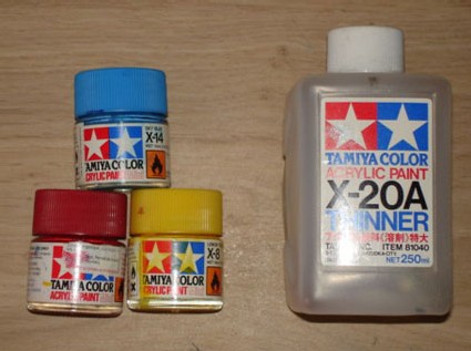 Peinture acrylique Tamiya et diluant Peinture acrylique Tamiya et diluant