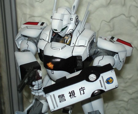 MG Ingram 2 - panel lines réalisées au feutre Sakura MG Ingram 2 - panel lines réalisées au feutre Sakura