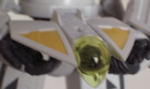 La jupe se transforme en Core-Fighter ! La jupe se transforme en Core-Fighter !