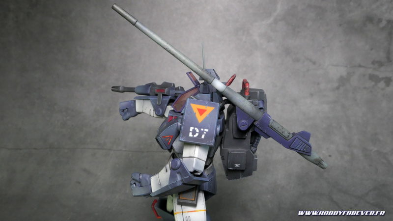 Le canon est orientable et de belle taille Le canon est orientable et de belle taille