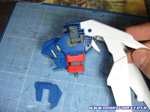 HG RX-105 Xi Gundoom - Out of Box HG RX-105 Xi Gundoom - Out of Box