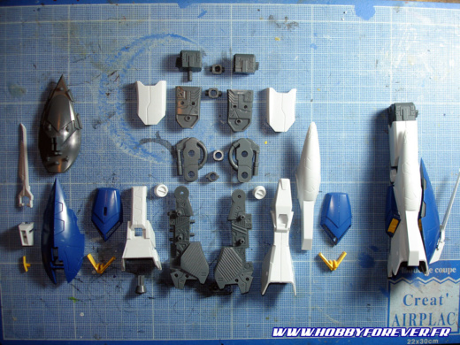 HG RX-105 Xi Gundoom - Out of Box HG RX-105 Xi Gundoom - Out of Box