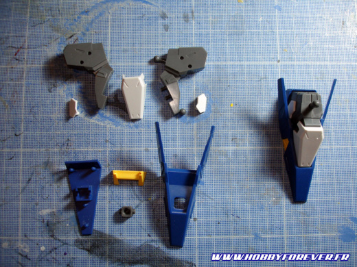 HG RX-105 Xi Gundoom - Out of Box HG RX-105 Xi Gundoom - Out of Box