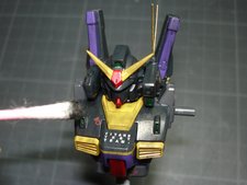 Essuyez avec un coton-tige imbibé de diluant Essuyez avec un coton-tige imbibé de diluant