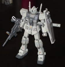 Vue de face avec le Beam Rifle Vue de face avec le Beam Rifle